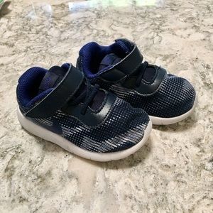 Toddler Boys Nike Sneakers Size 6C